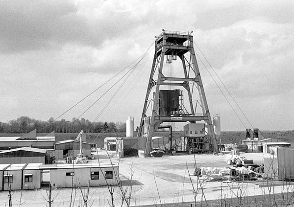 1983: Teufgerüst Schacht Hünxe