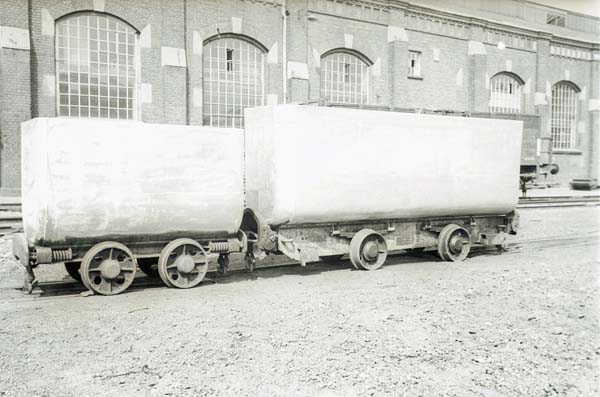 1100-Liter- und 3000-Liter-Wagen